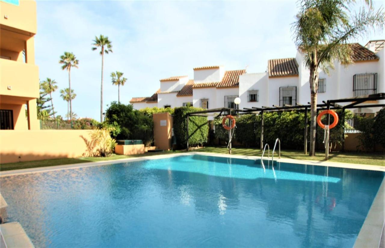 Apartamento Beachfront La Jacaranda Marbella Ngoại thất bức ảnh