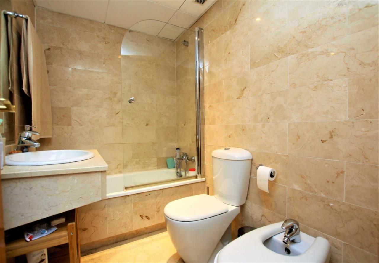 Apartamento Beachfront La Jacaranda Marbella Ngoại thất bức ảnh