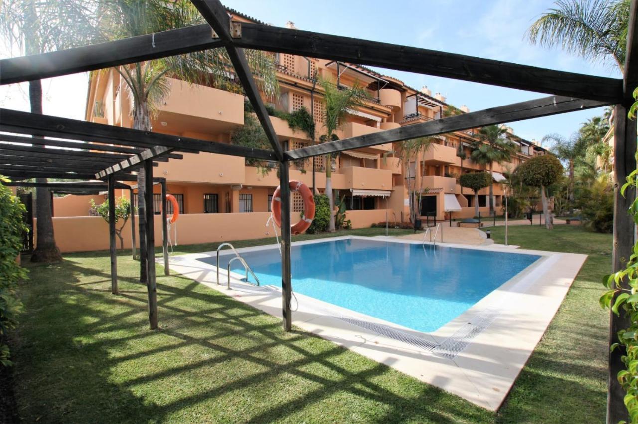 Apartamento Beachfront La Jacaranda Marbella Ngoại thất bức ảnh